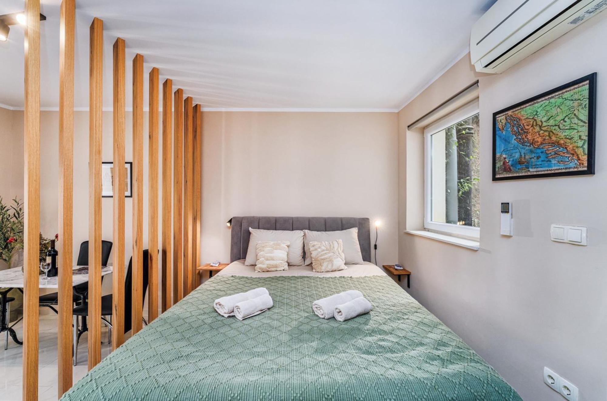 Samm Apartments 希贝尼克 外观 照片