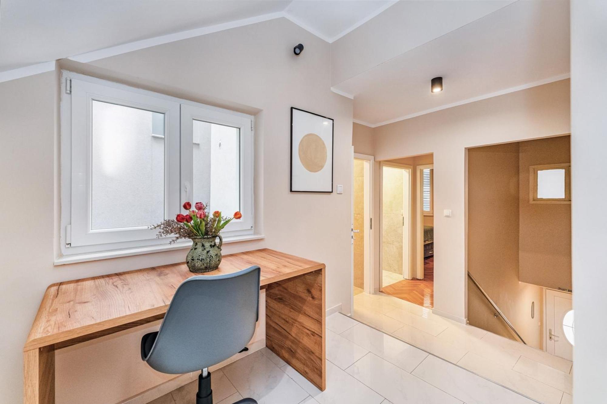 Samm Apartments 希贝尼克 外观 照片